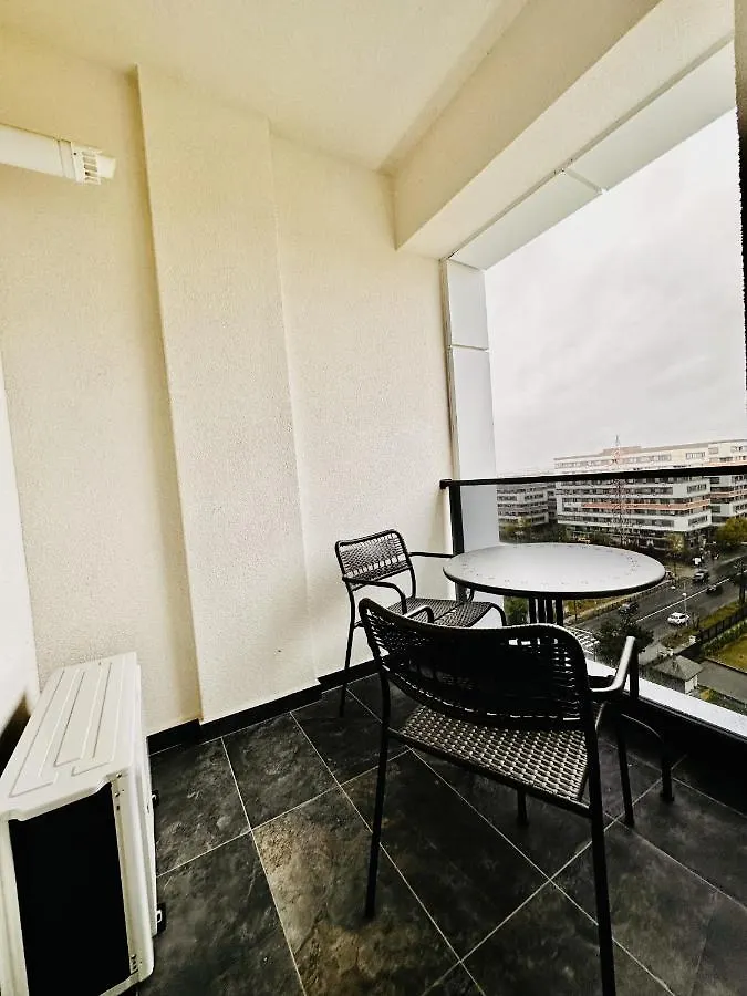 Rentforcomfort Sky Garden Studio Apartment Bucharest 0*,