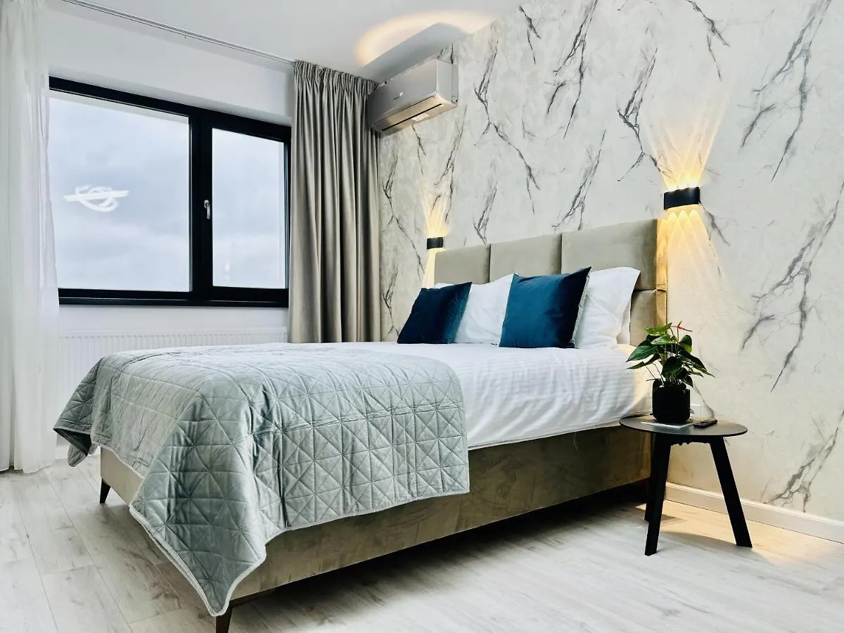 Rentforcomfort Sky Garden Studio Apartment Bucharest 0*,